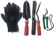 Gardening tool kit with secateur and gloves