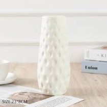 Reo Vase