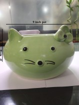 Round cat ceramic pot 